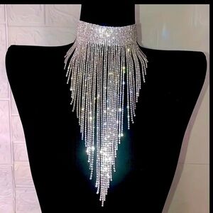 Luxury super cute white rhinestone tassel choker necklaces 27x 25 cm dangling
